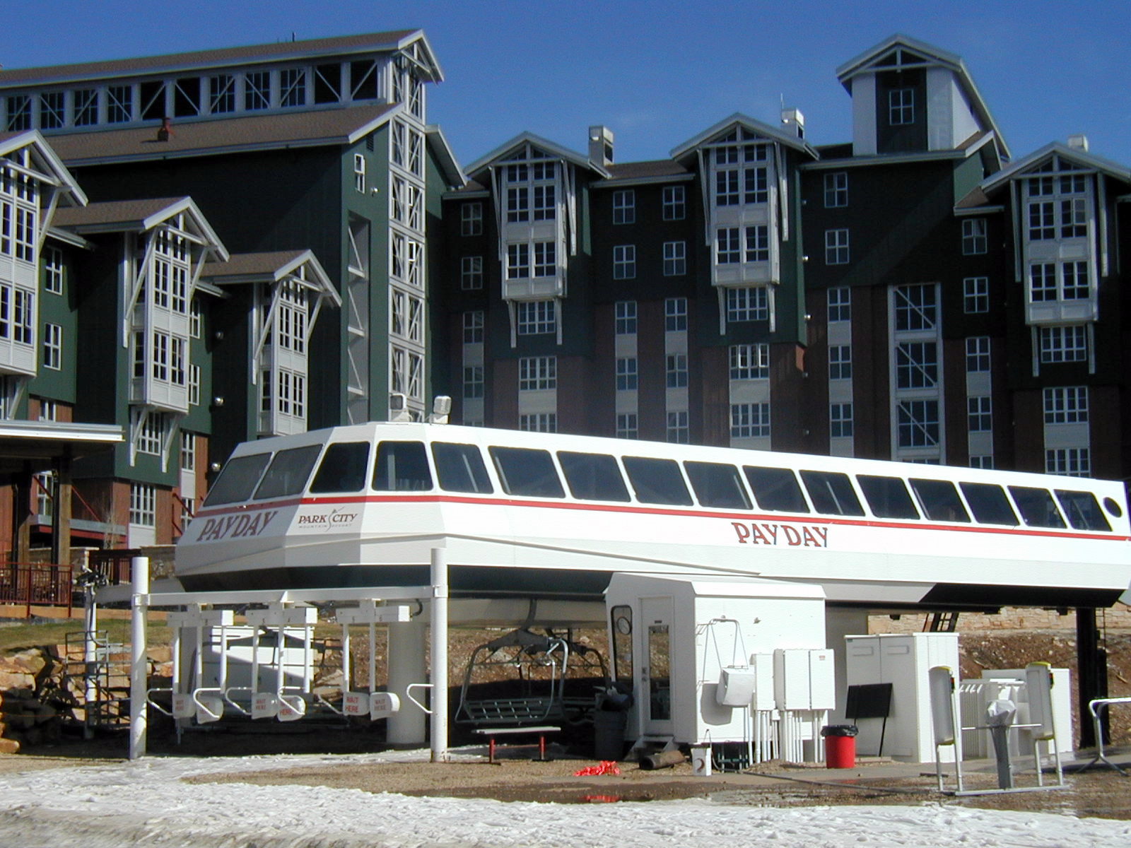 Payday Ski Left Building Sign